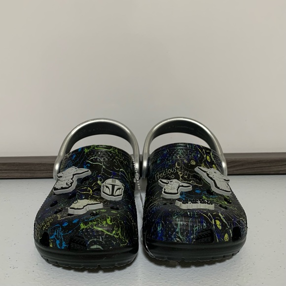 CROCS x Star Wars The Mandalorian The Child Clogs-Size c9 NWT - Picture 6 of 14